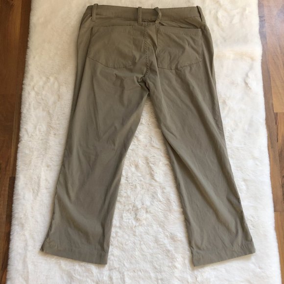 Toad&co landscape crop nylon hiking pants size 4 - Picture 3 of 10
